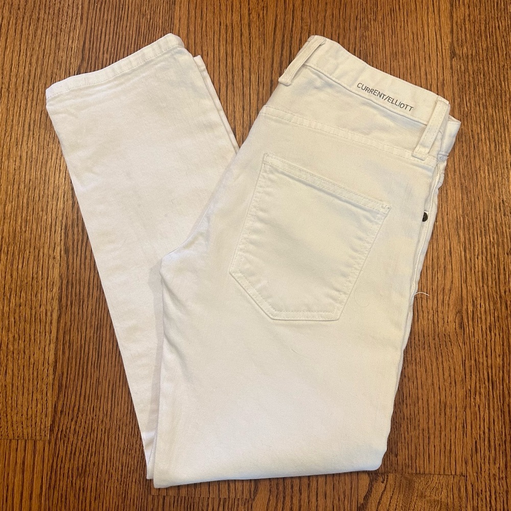 CURRENT ELLIOTT Cropped White “The Boyfriend” Jeans
